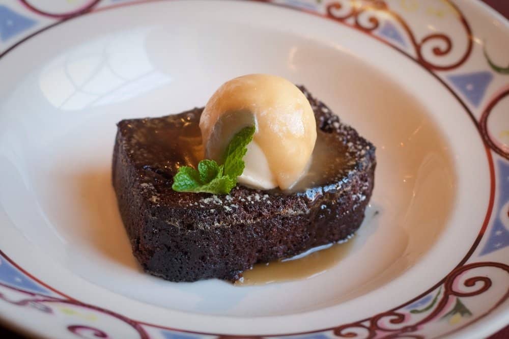 Extensive Rum Bar & Cocktails