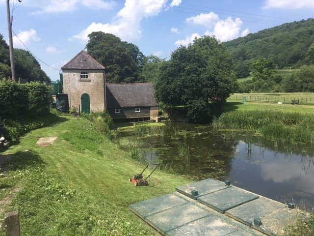 Kennet & Avon Canal Setting