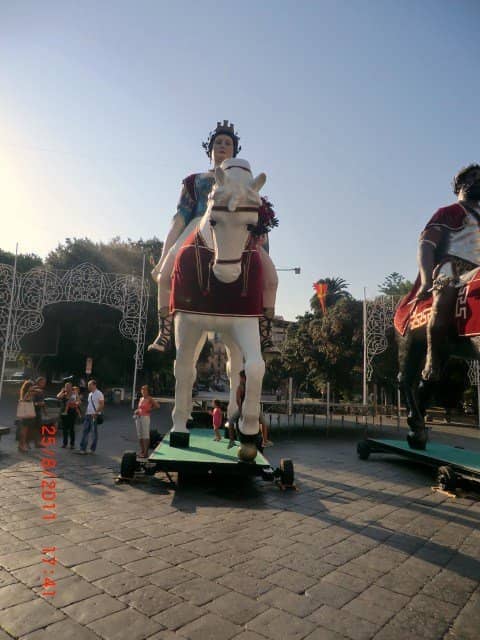 Mata and Grifone Giants