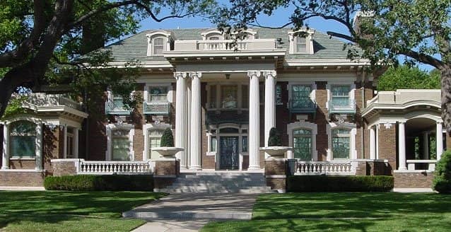 Beau Brummell Men's Dressing Table