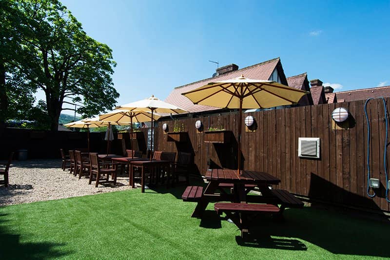 Chic Rooms & Friendly Hospitality