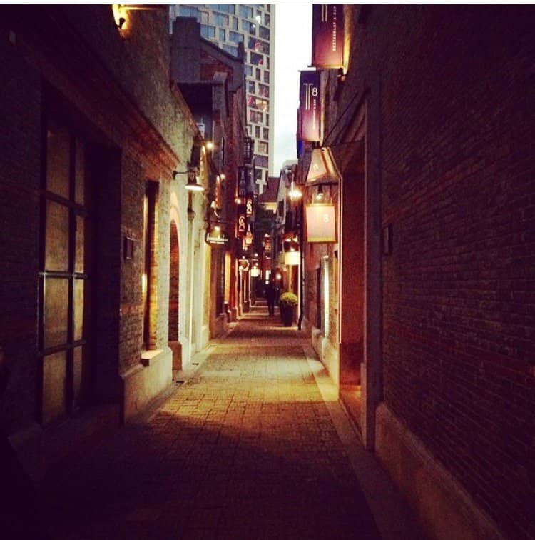 Vibrant Dining Scene