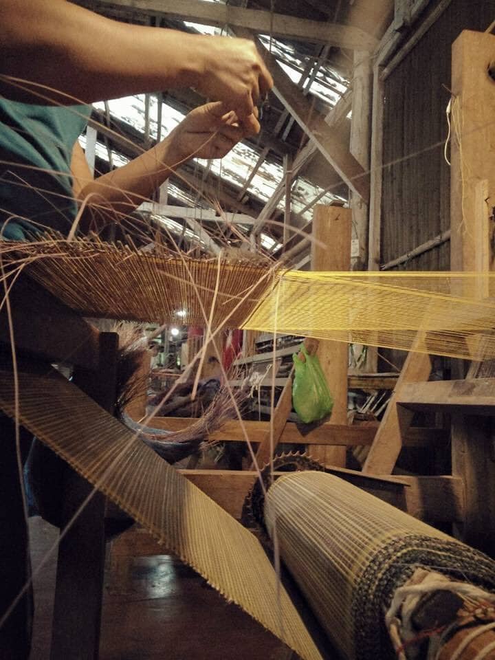 Interactive Weaving Station