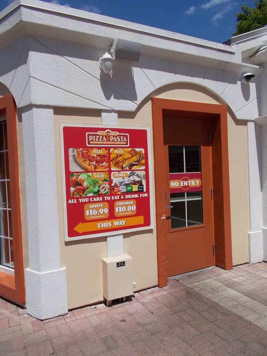 Dessert Pizza Delights