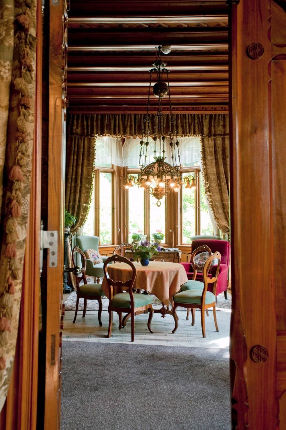 The Grand Manor Interior