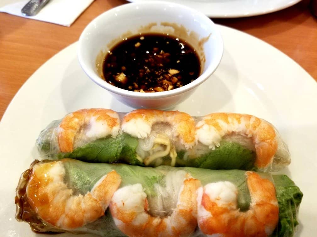 Fresh & Flavorful Spring Rolls