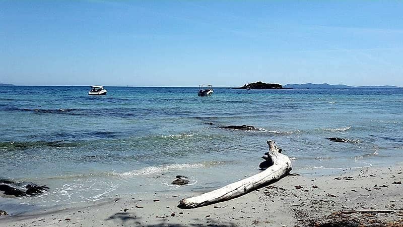 Family-Friendly Lagoon