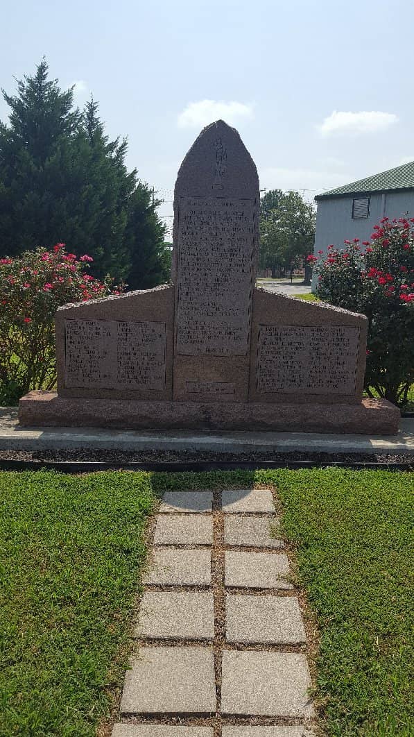 F-105 Thunderchief & Huey Helicopter