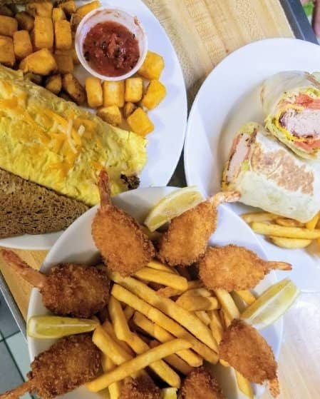 Cozy Beach Shack Atmosphere