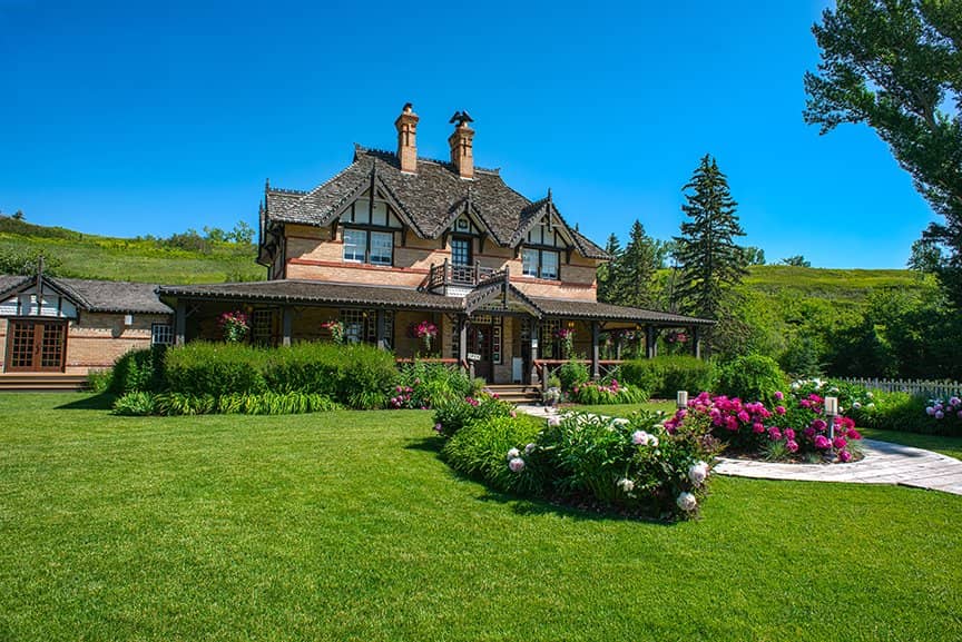 Exceptional Service & Personal Touches