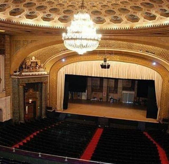 Legendary Performances