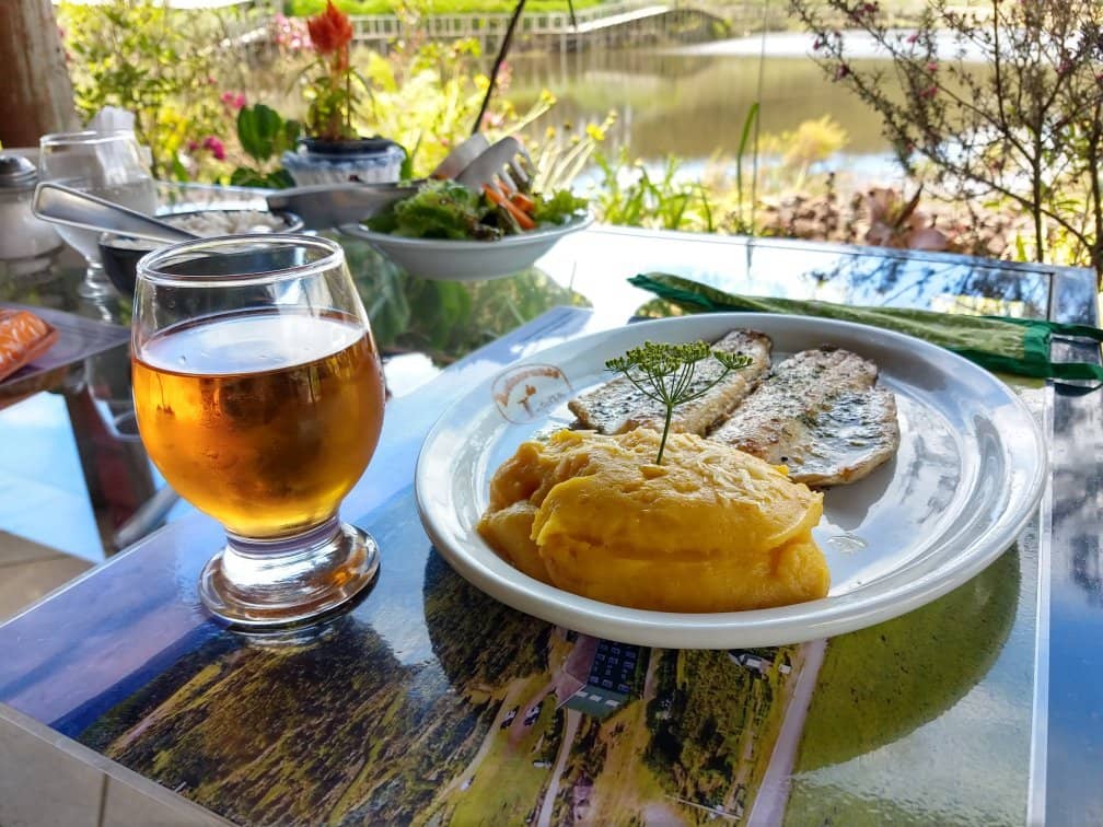 Rustic & Cozy Ambiance