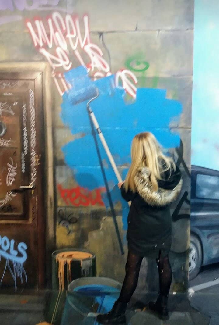 Interactive Illusion Rooms