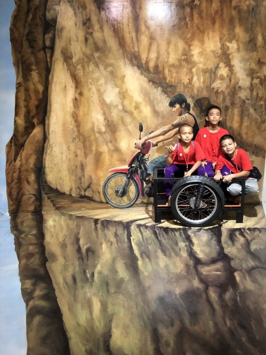 Immersive AR Illusions