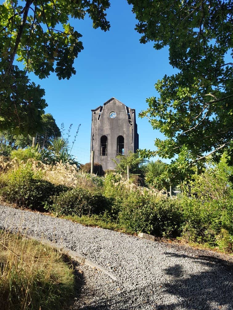 Pit Rim Walk Interpretive Trail