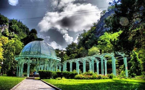 Ferris Wheel & Cable Car