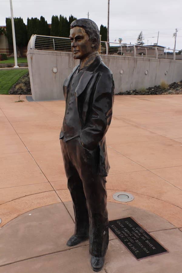 Panoramic Coastal Vistas