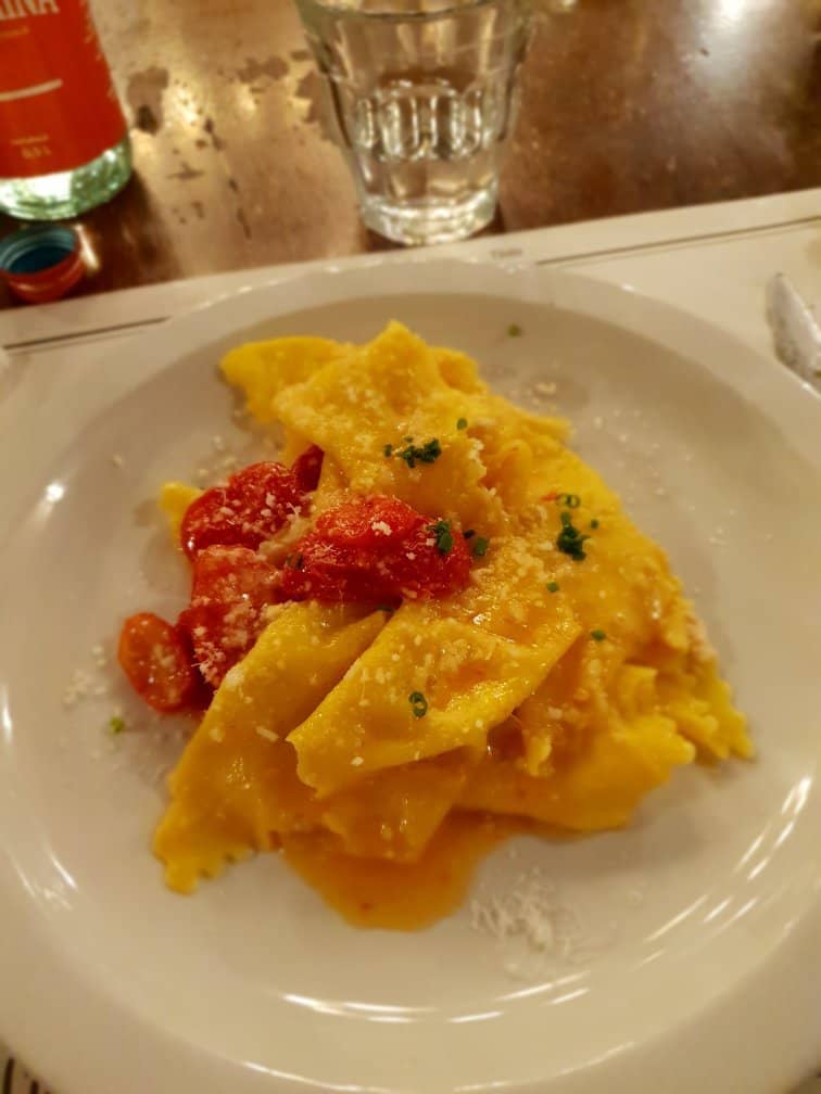 Cozy and Familial Atmosphere