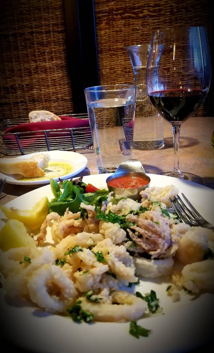 Intimate Atmosphere & Open Kitchen