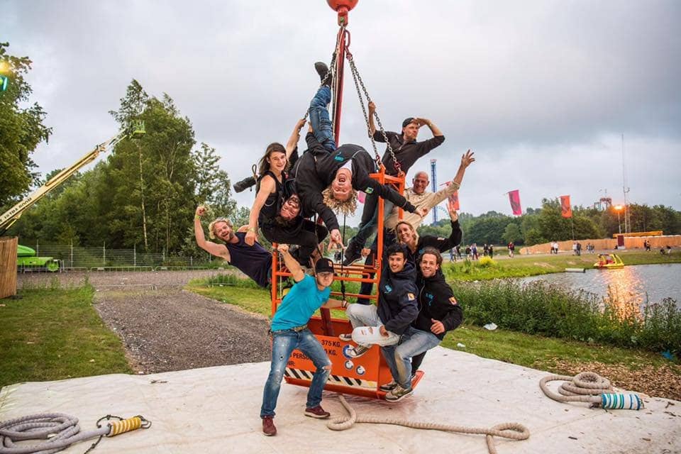 Bungee Jump Over the Sea