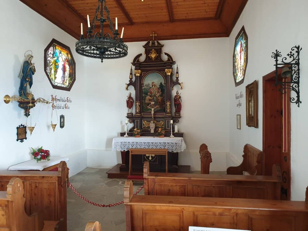 Panoramic Mountain Views