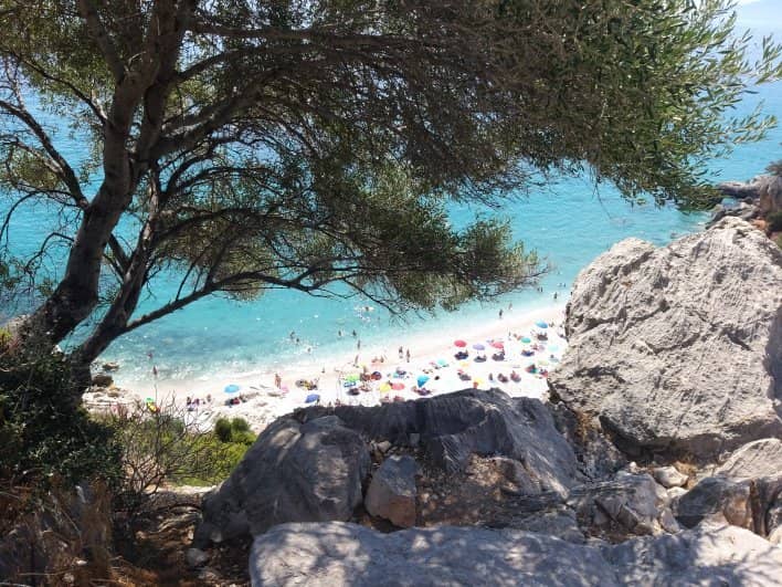 Scenic Cliffside Hike