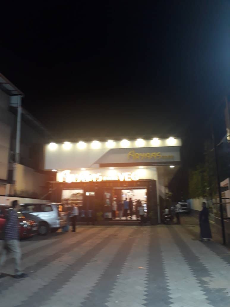 Warm Hospitality & Efficient Service