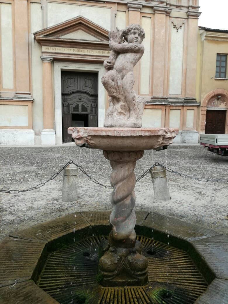 Historical Frescoes and Statues