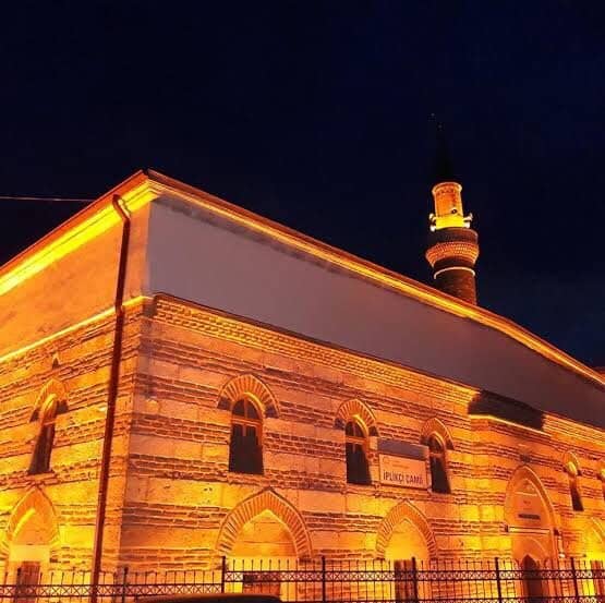 Unique Acoustic Dome