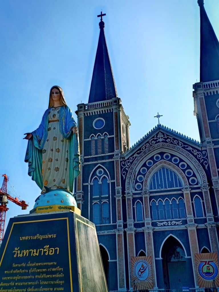 Statue of the Virgin Mary