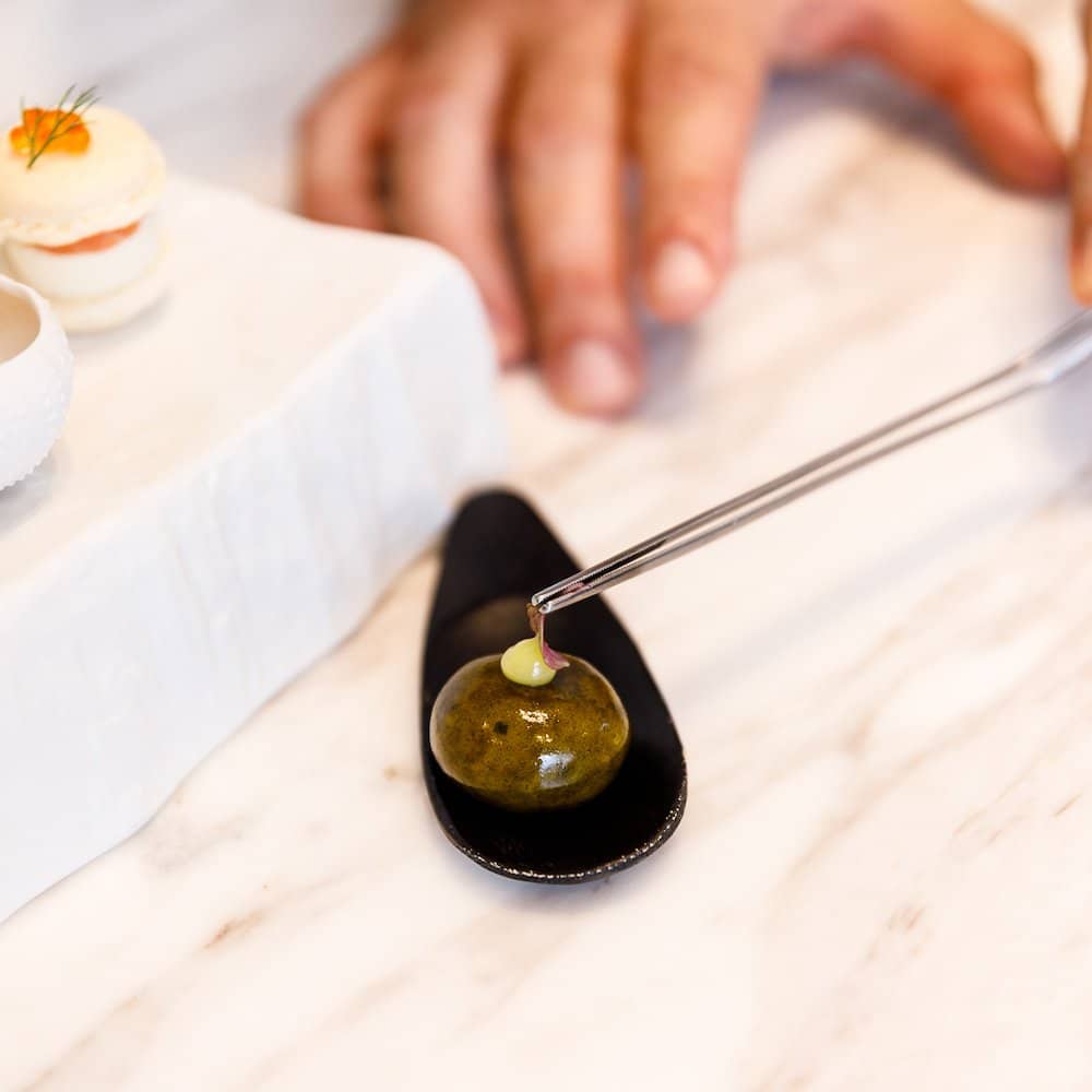 Charming Garden Dining