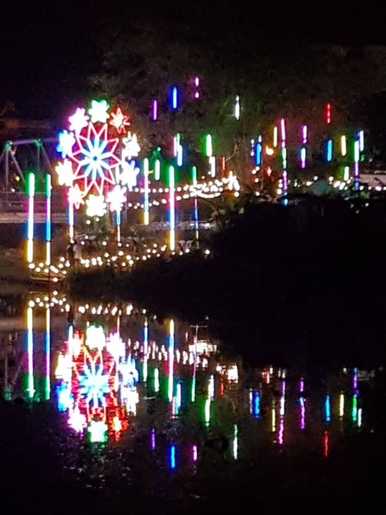 Khua Lek Bridge Restaurants