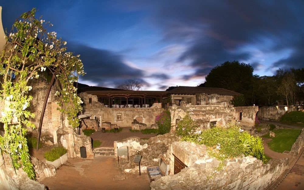 Volcano View Spa & Pool