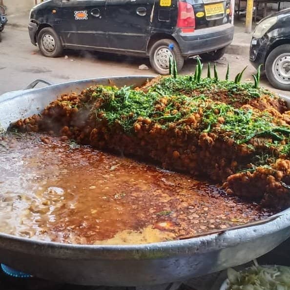 Tranquil Garden Setting