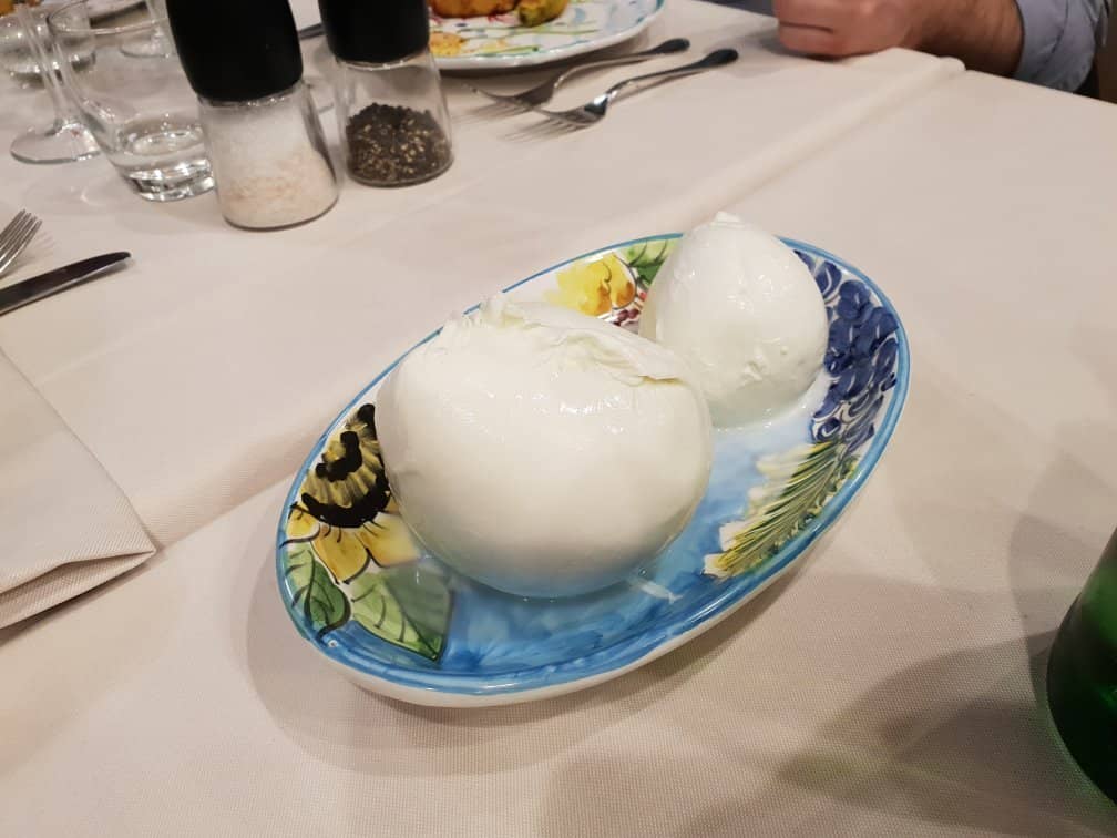 Stuffed Fried Zucchini Flowers