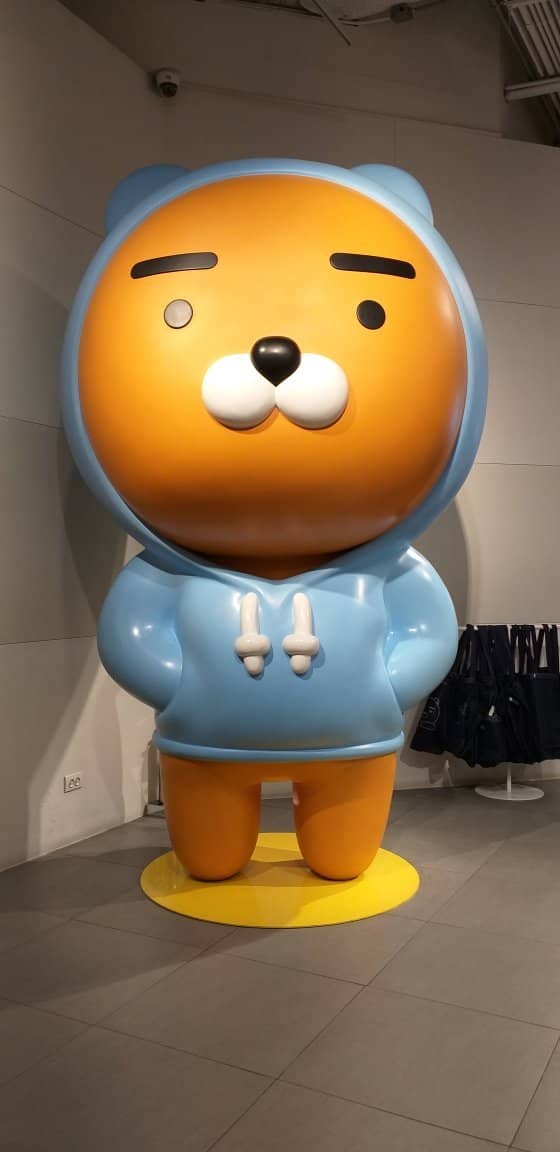 Instagrammable Store Decor