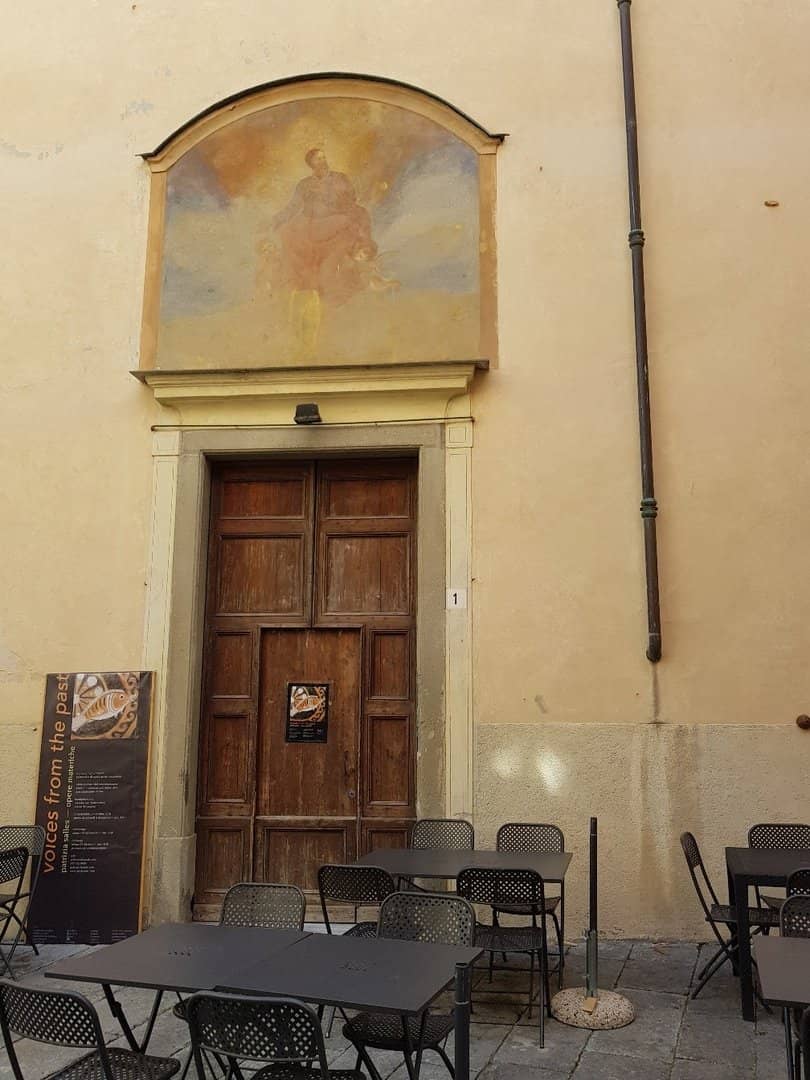 Artistic Murals and Ceiling