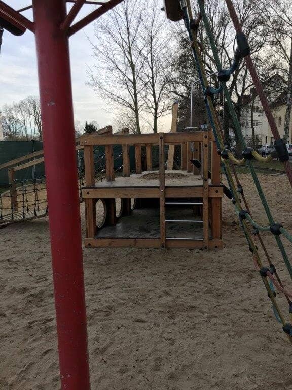 Spacious Sandpit Area