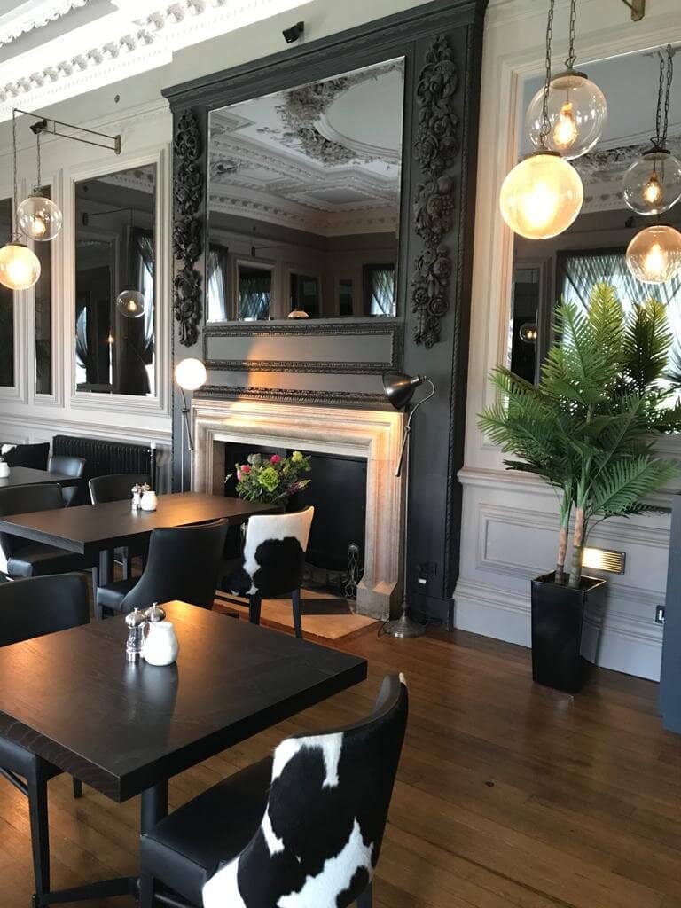 Tomahawk Steakhouse Dining