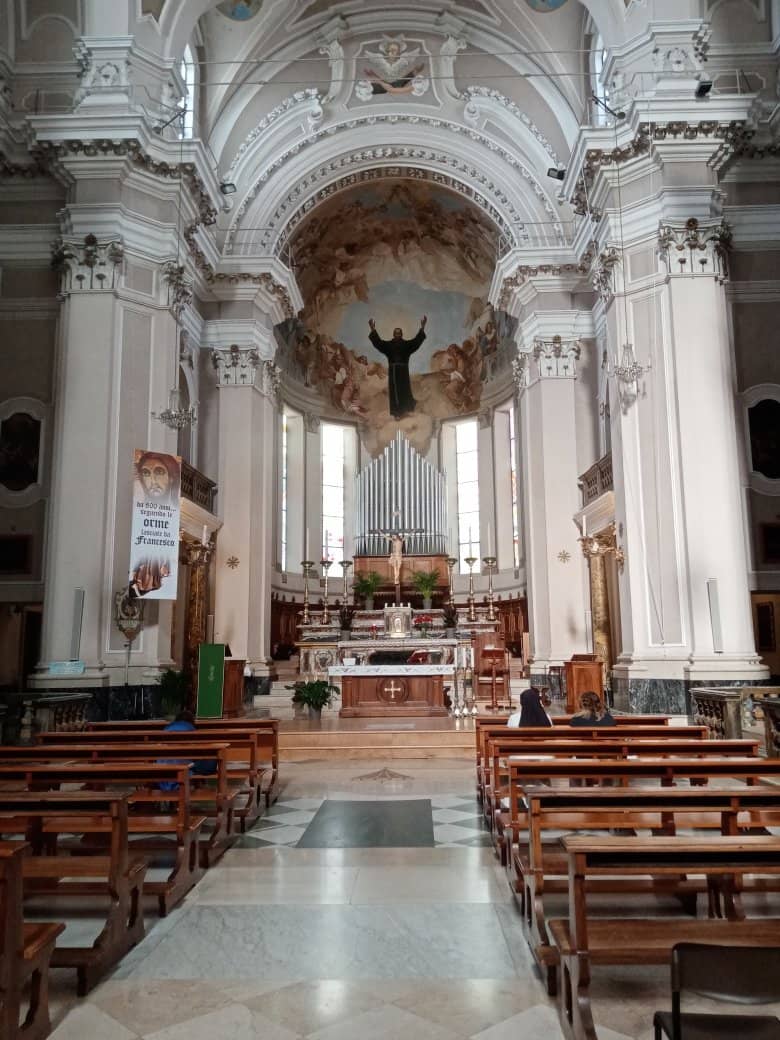 Franciscan Simplicity & Baroque Splendor