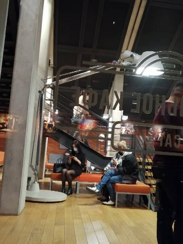 Intimate Hall Atmosphere