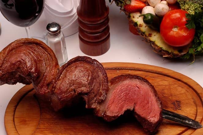 Divine Flavors & Family Atmosphere