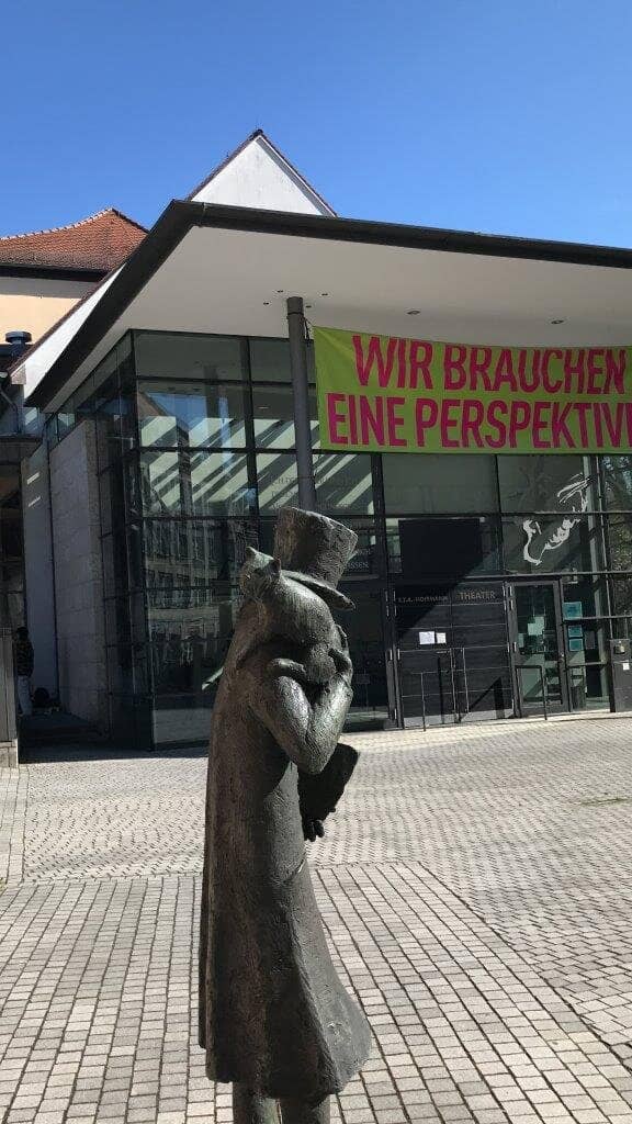 Thematic Performances