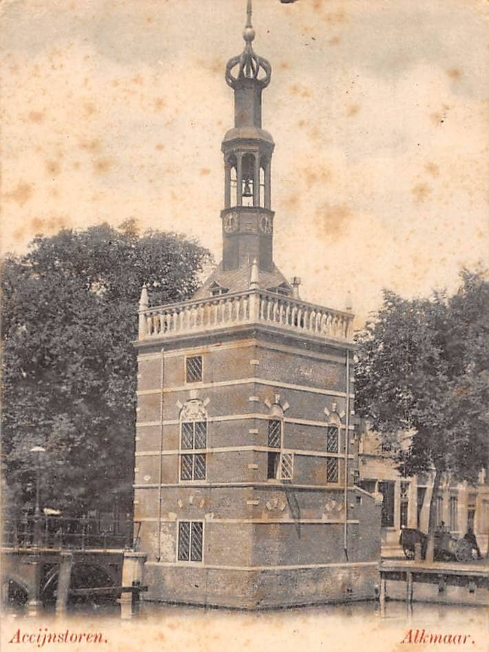 Historic Canal-Side Location