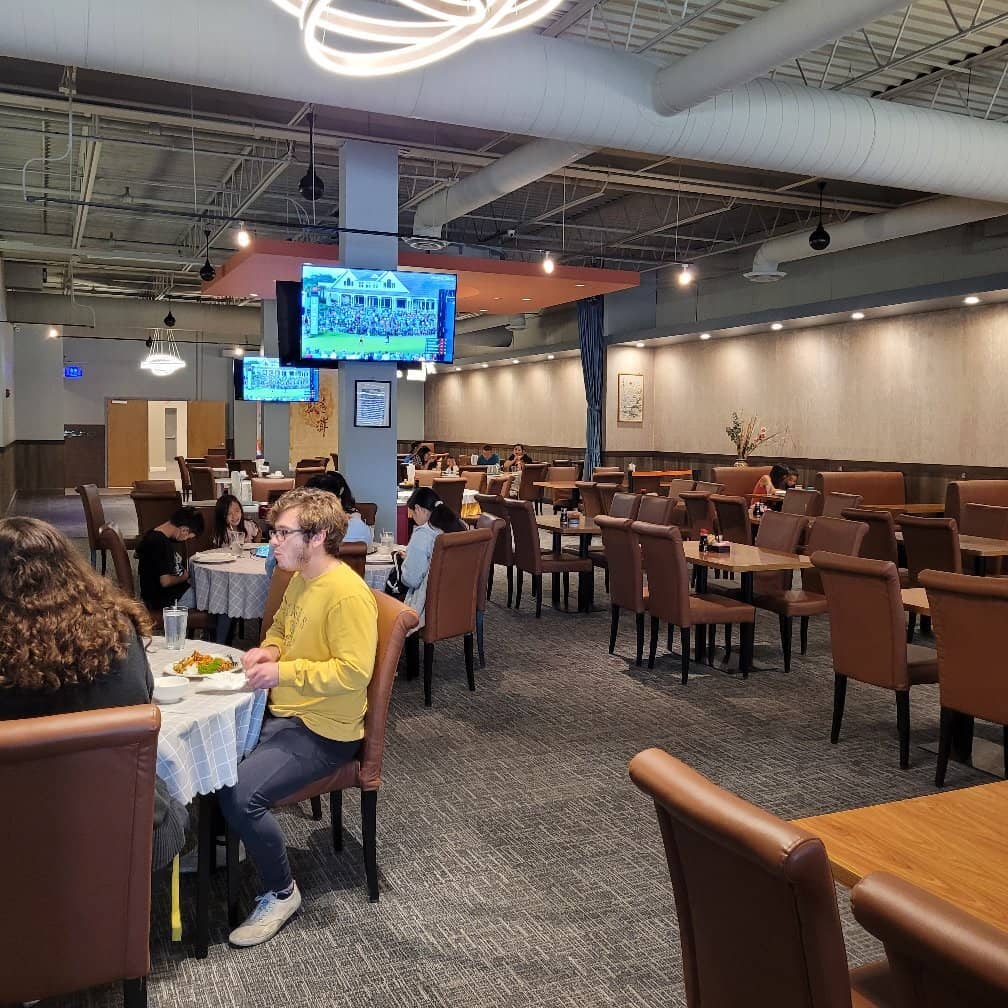 Serene Garden Ambiance