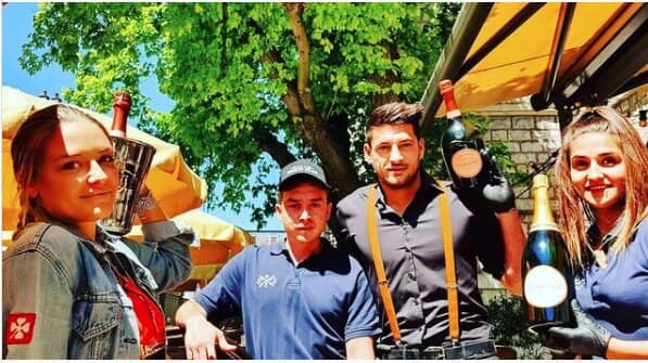 Unique Smoked Pizza and Seafood