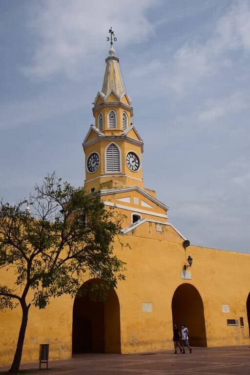 Plaza Colón Ambiance