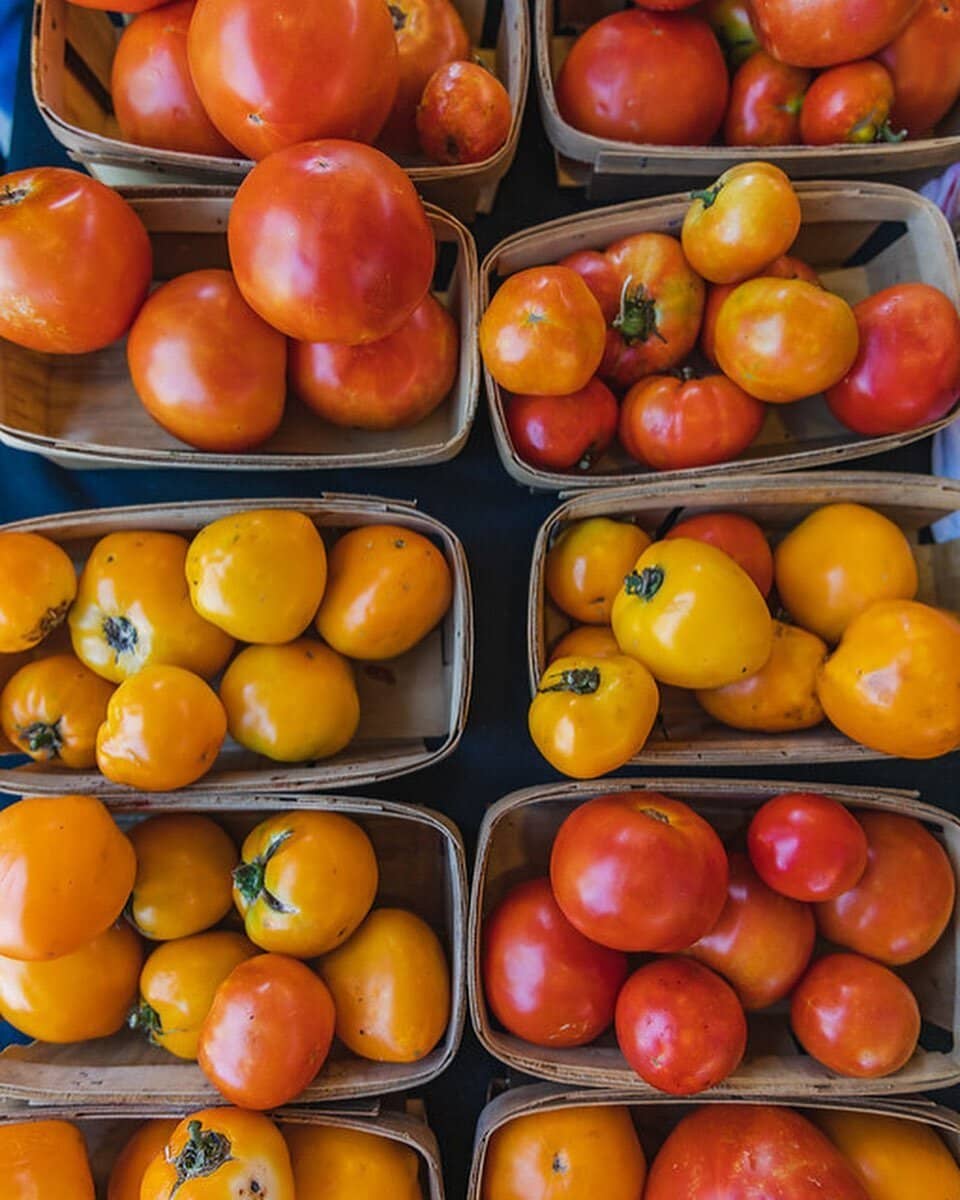 Unique Finds & Handmade Crafts