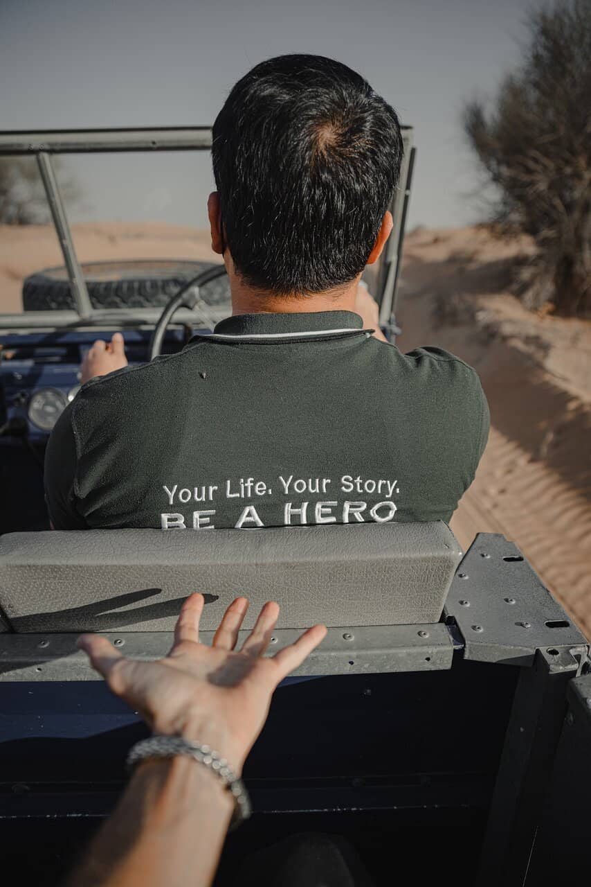 Vintage Land Rover Safari