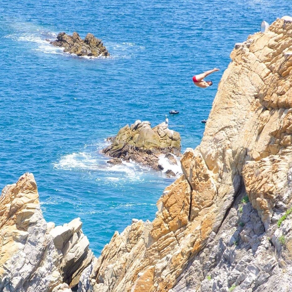 La Quebrada Cliff Divers